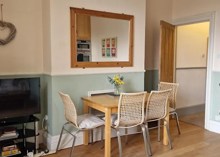 Lovely Victorian In Clifton Village