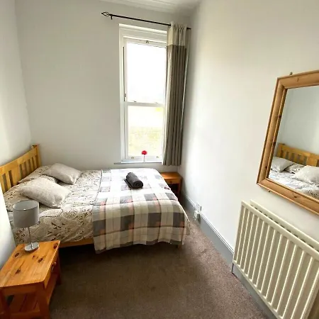 Lovely Victorian In Clifton Village *