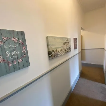 Lovely Victorian In Clifton Village Apartment *
