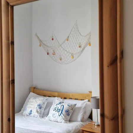 Lovely Victorian In Clifton Village *